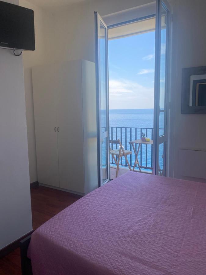 Sollevante Guest House Riomaggiore Exterior photo